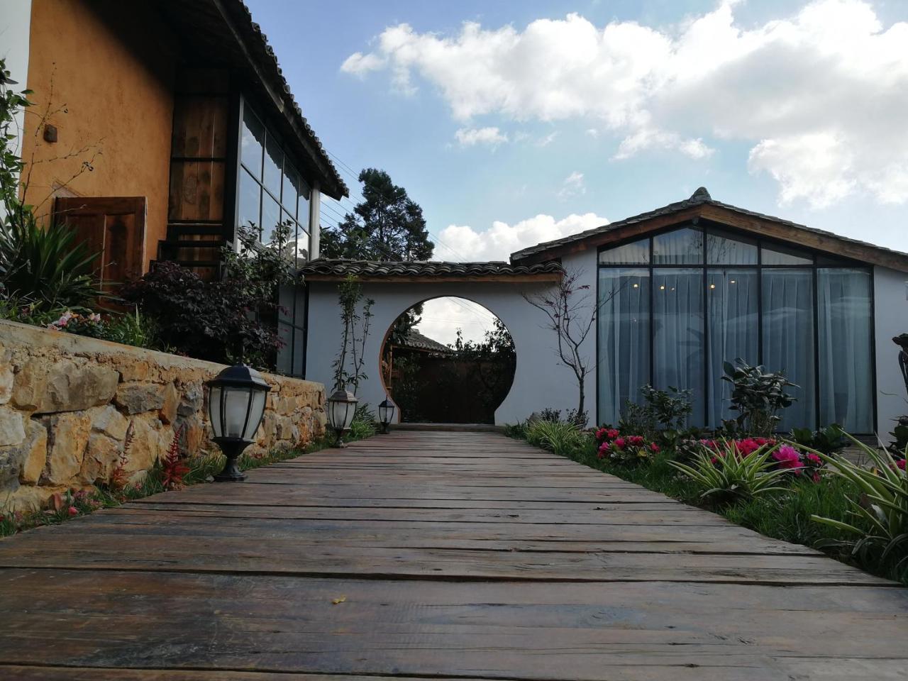 Yan Qi Si He Homestay Kunming Exterior photo